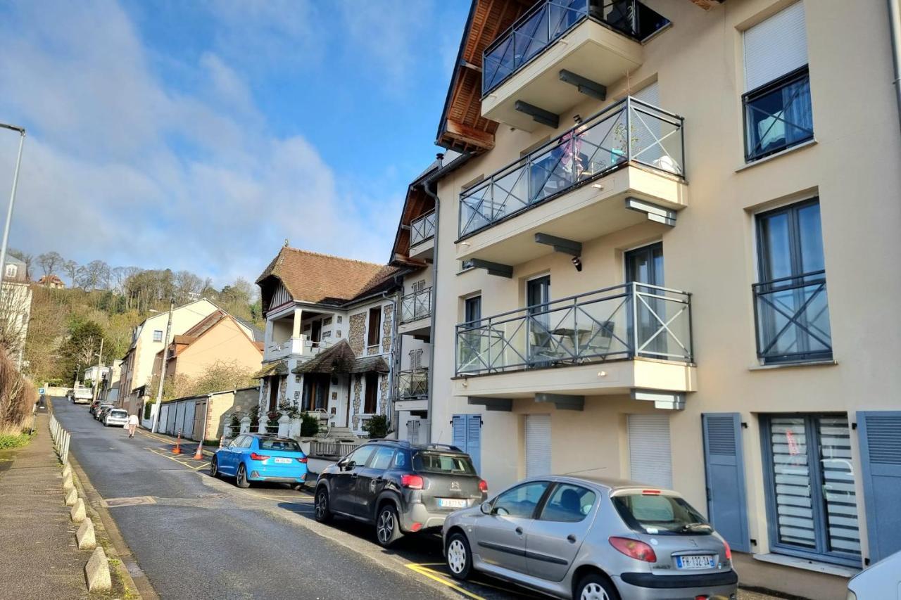 Chez Lou Et Dan 4P Apartment With Balcony Elevator And Secure Parking Honfleur Exterior photo