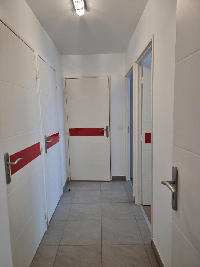 Chez Lou Et Dan 4P Apartment With Balcony Elevator And Secure Parking Honfleur Exterior photo