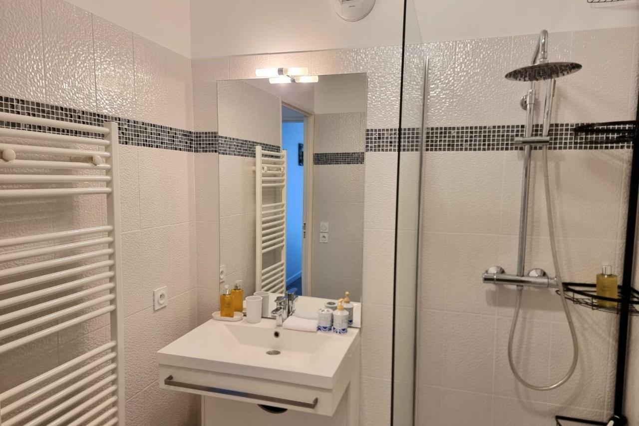 Chez Lou Et Dan 4P Apartment With Balcony Elevator And Secure Parking Honfleur Exterior photo